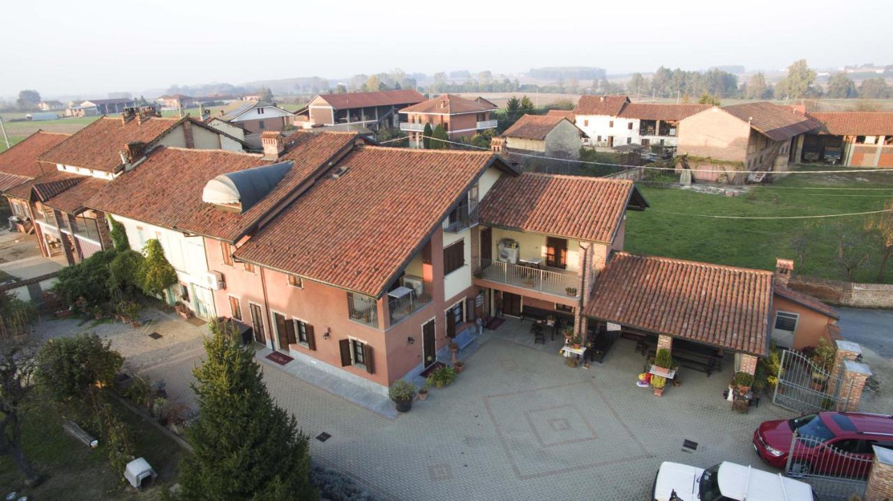 Agriturismo La Ca 'D Majin Poirino Exterior photo
